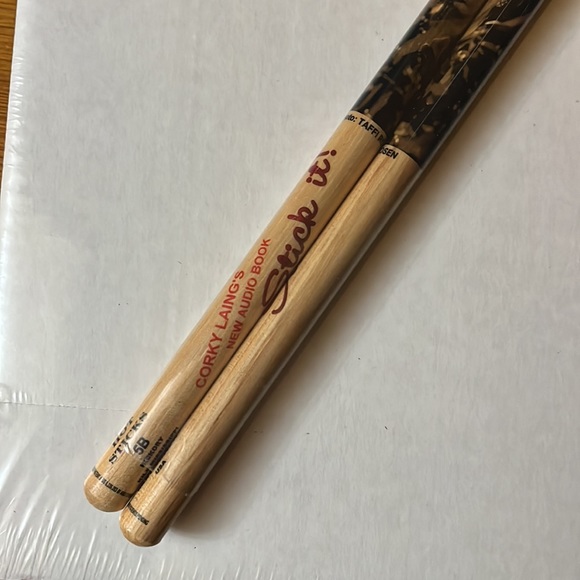 CORKY LAING DRUM STICKS - Picture 2 of 2